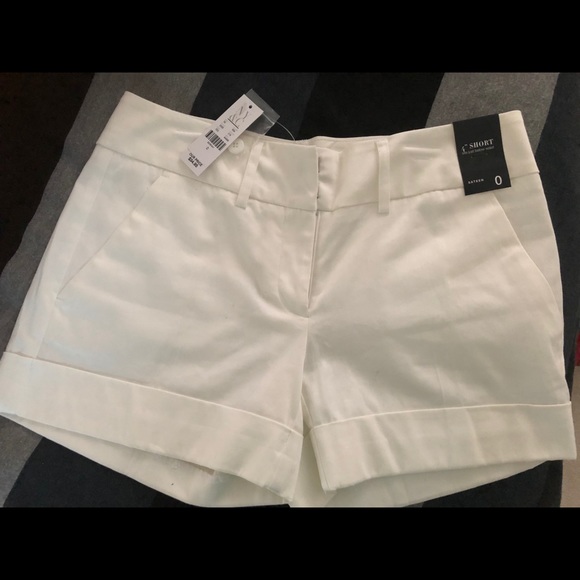 New York & Company Pants - New York and company 4” short